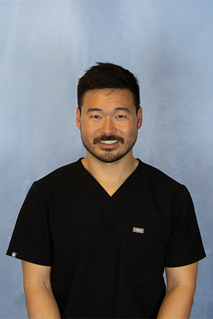Dr-Sung headshot